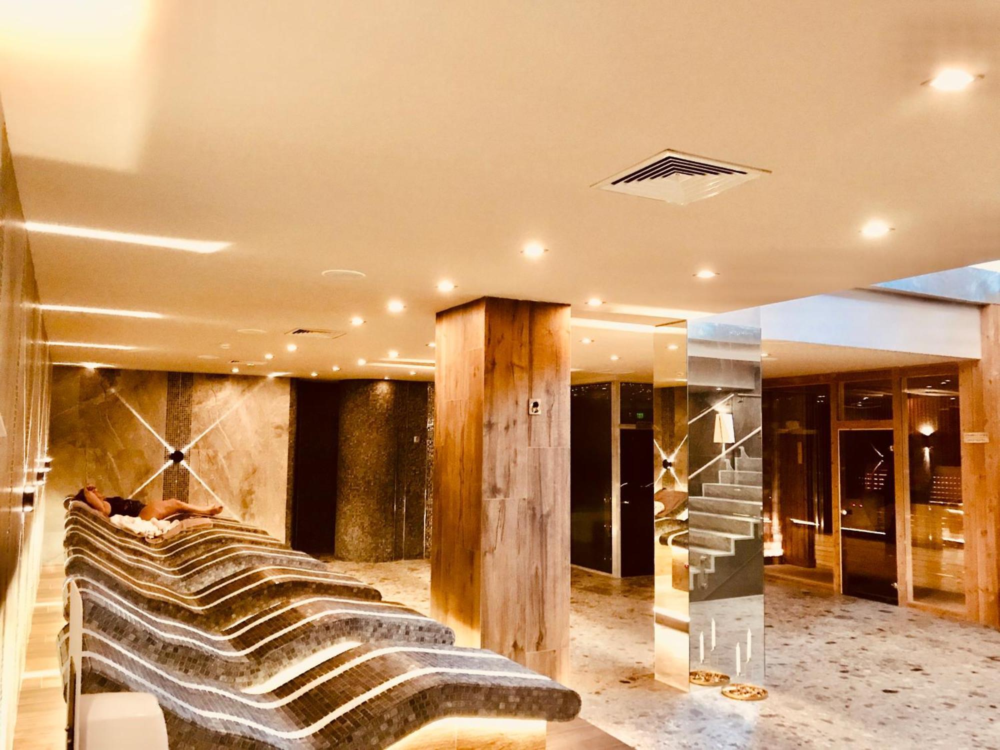 Private Spa Luxury Apartments 班斯科 外观 照片